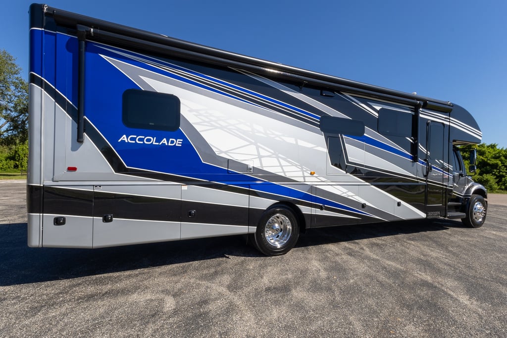 2022 Entegra Accolade 37M