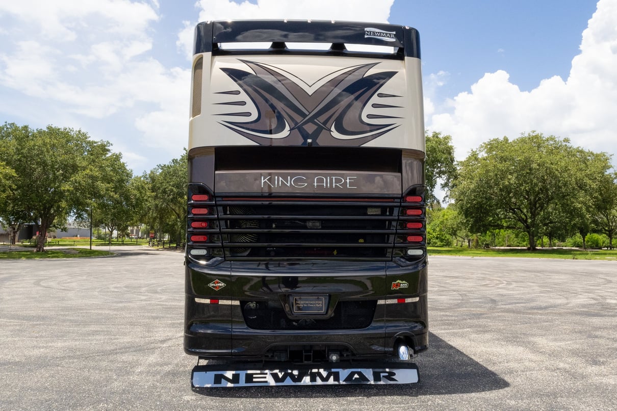 2018 Newmar King Aire 4531 gallery image-6