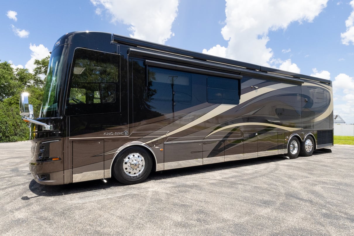 2018 Newmar King Aire 4531 gallery image-10