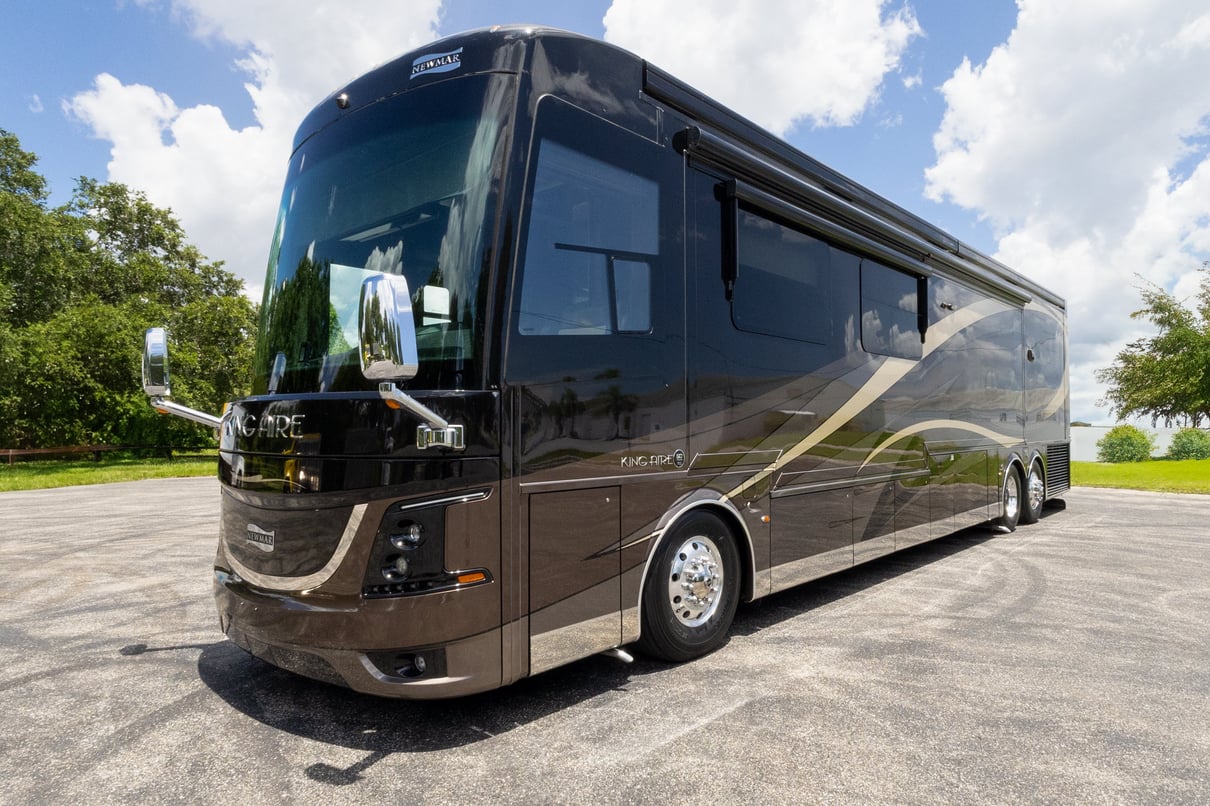 2018 Newmar King Aire 4531 gallery image-11