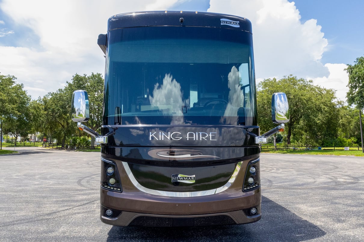 2018 Newmar King Aire 4531 gallery image-12