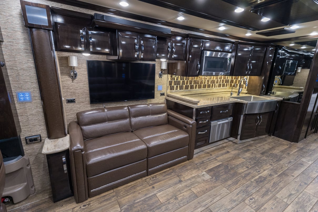 2018 Newmar King Aire 4531 gallery image-17