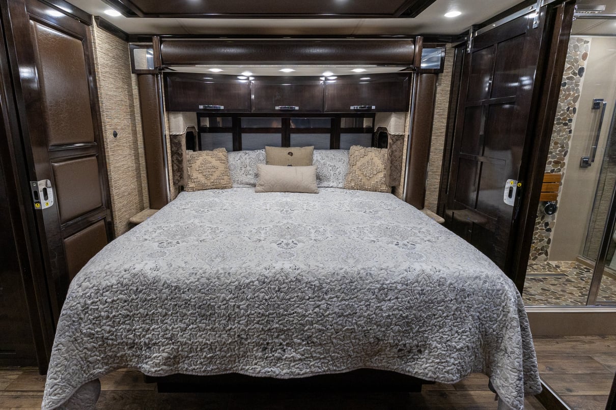 2018 Newmar King Aire 4531 gallery image-25