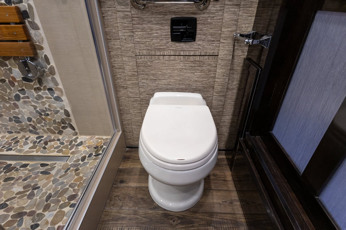 2018 Newmar King Aire 4531 gallery image-31