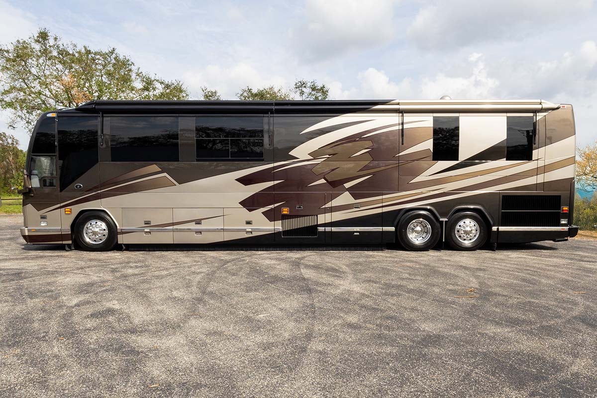 2007 Prevost Featherlite H3 45 gallery image-9