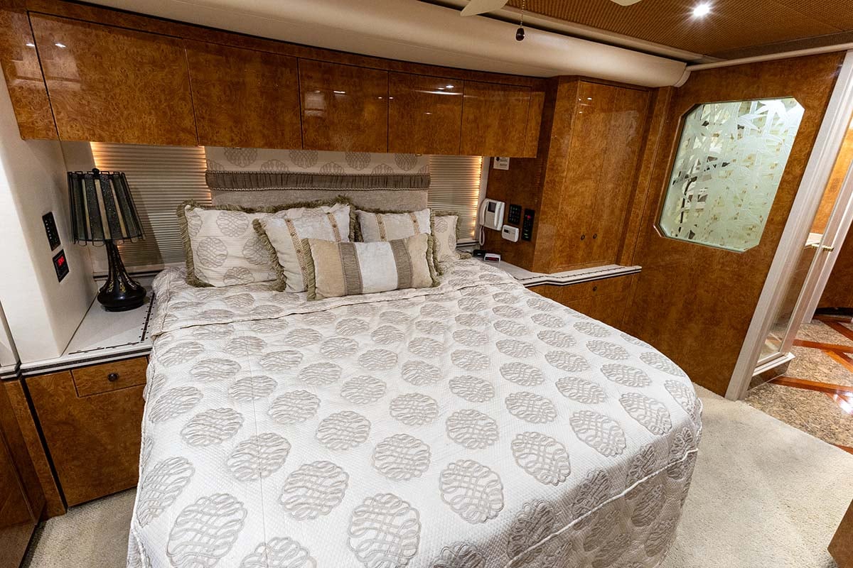 2007 Prevost Featherlite H3 45 gallery image-31