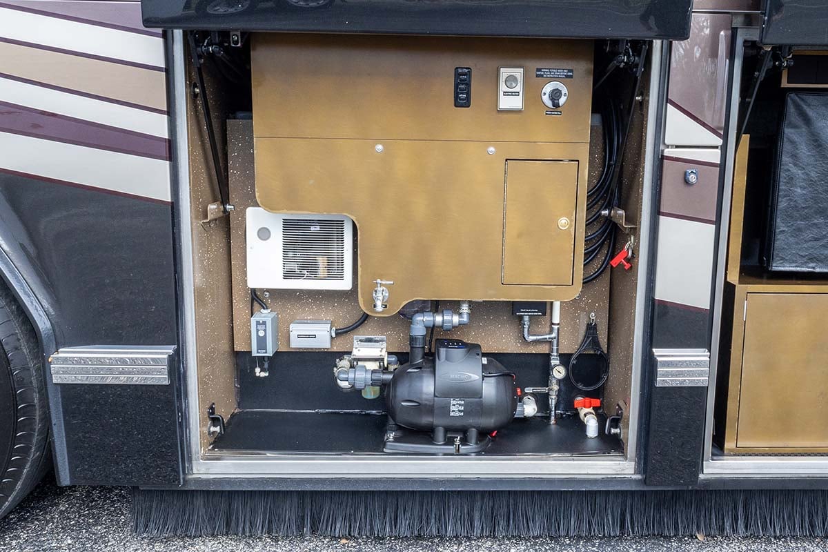 2007 Prevost Featherlite H3 45 gallery image-36