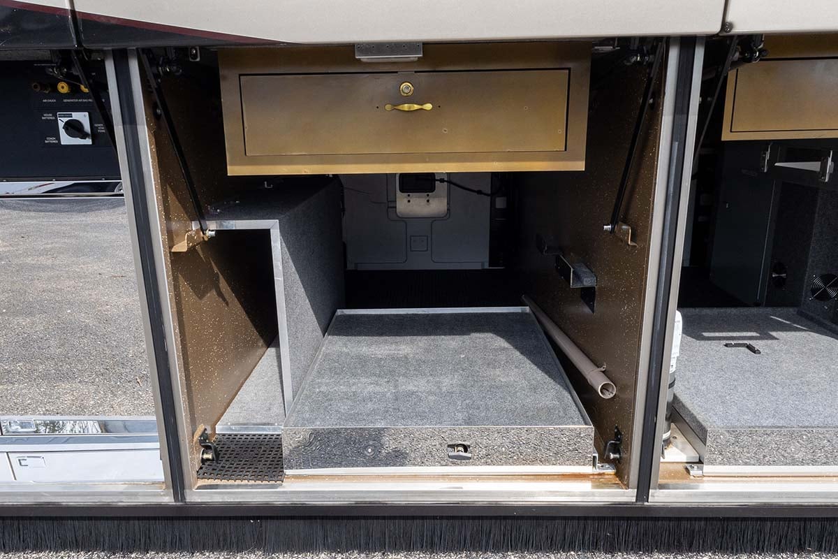 2007 Prevost Featherlite H3 45 gallery image-39