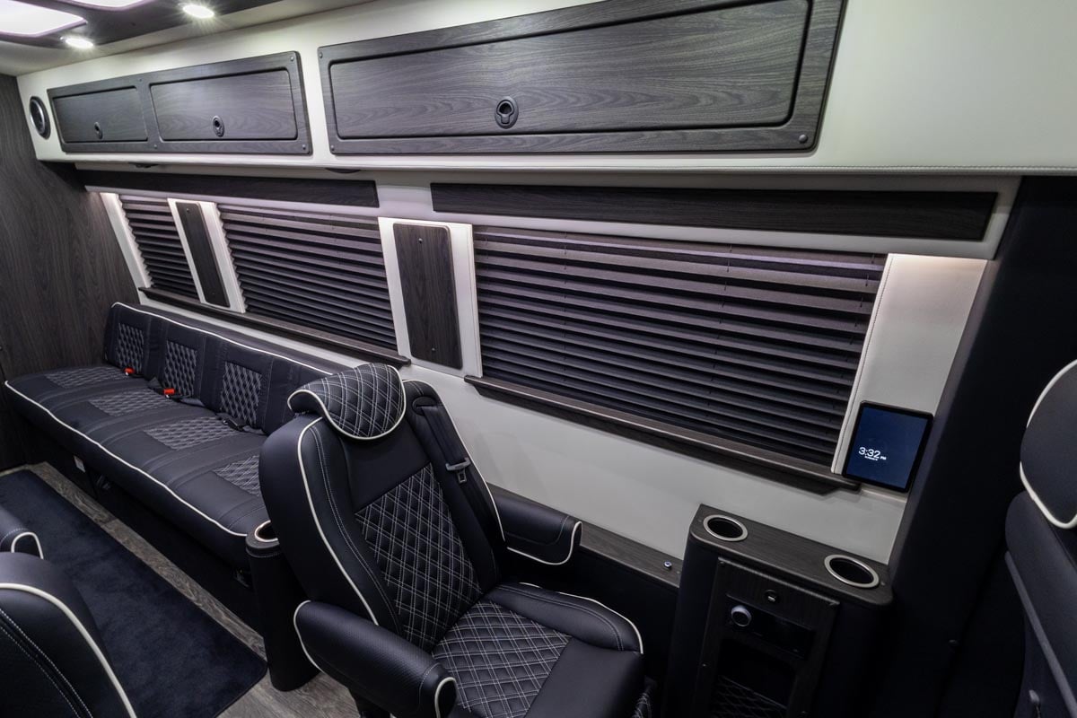 2025 OGV LUXURY COACH V-Cruise 9-Passenger gallery image-18