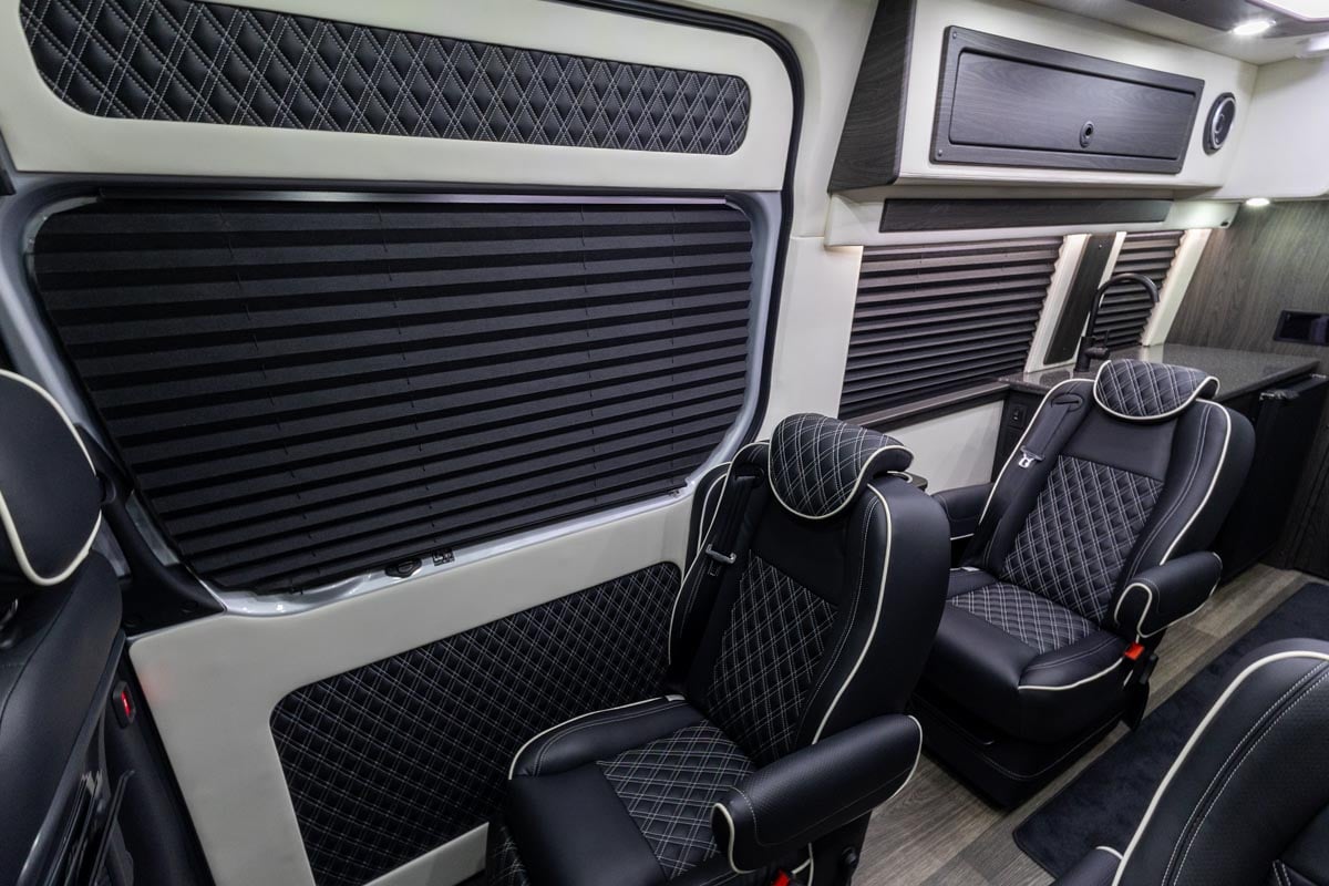 2025 OGV LUXURY COACH V-Cruise 9-Passenger gallery image-20