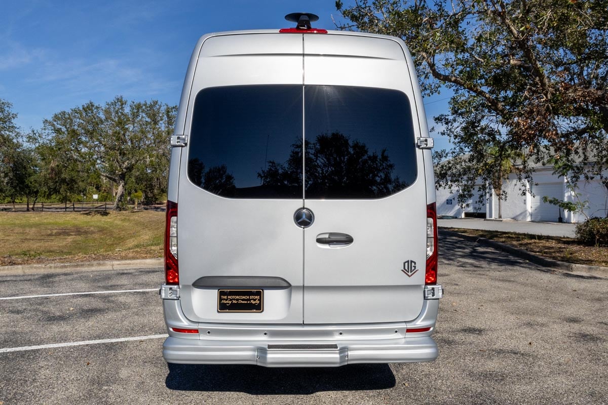 New OGV 2025 Luxury Coach V-Cruise 10OB gallery image-7