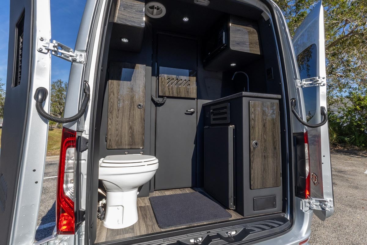 New OGV 2025 Luxury Coach V-Cruise 10OB gallery image-28