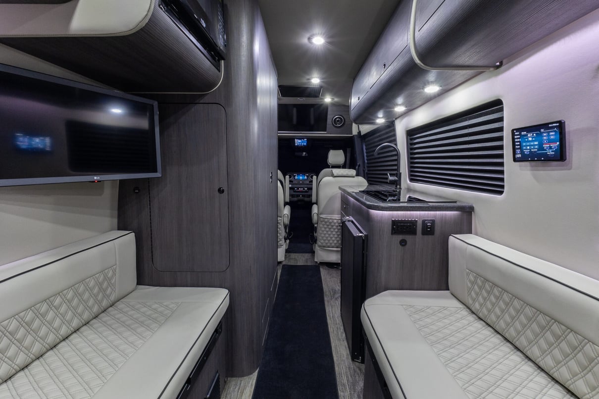 2025 OGV LUXURY COACH gallery image-25