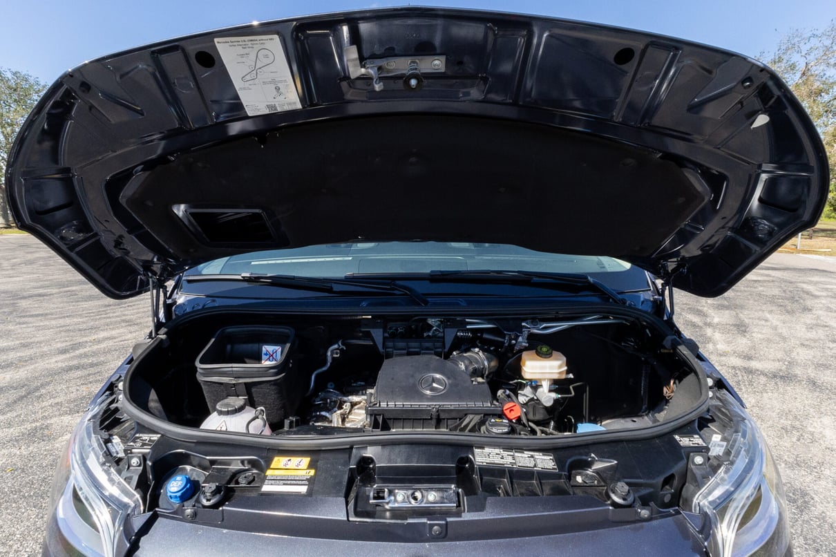 2025 OGV LUXURY COACH gallery image-31