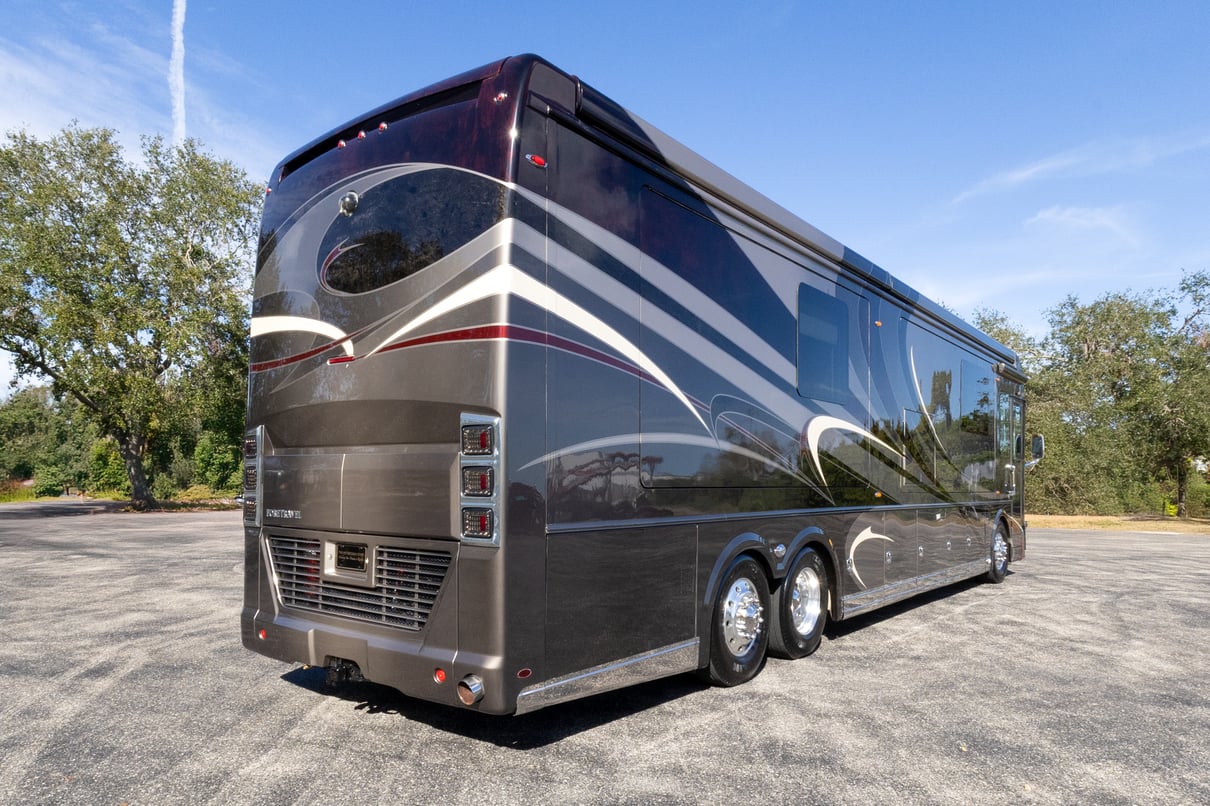 2016 FORETRAVEL REALM LV3 gallery image-5