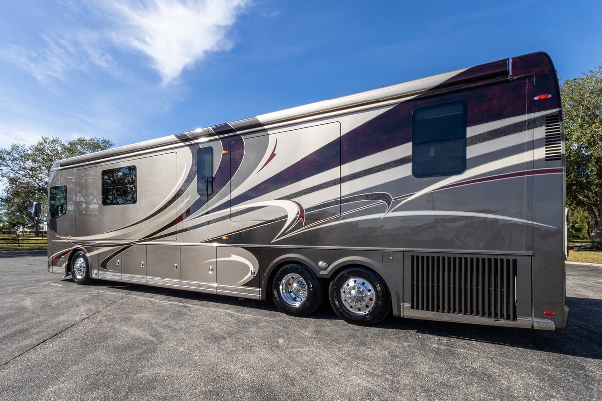 2016 FORETRAVEL REALM LV3 gallery image-8