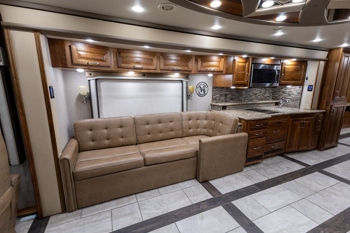 2016 FORETRAVEL REALM LV3 gallery image-17