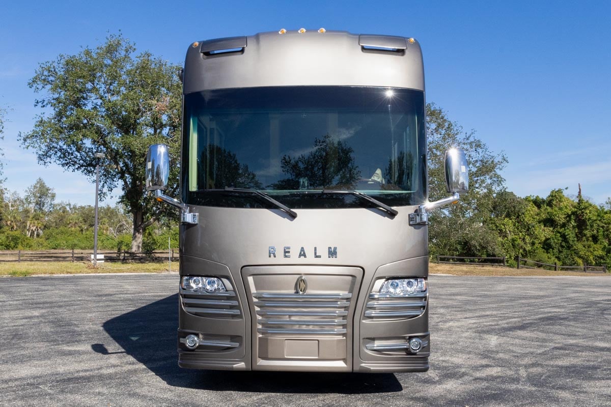 2016 FORETRAVEL REALM LV3 gallery image-12