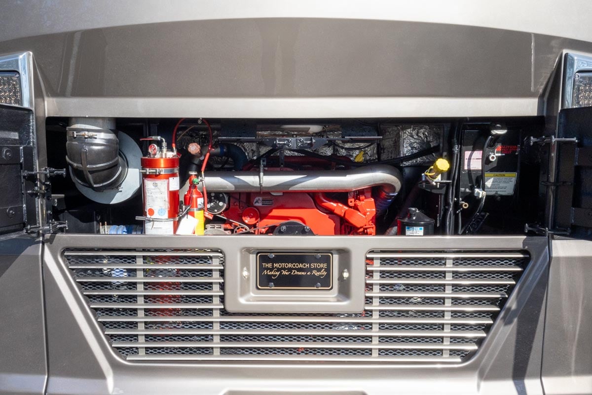 2016 FORETRAVEL REALM LV3 gallery image-50