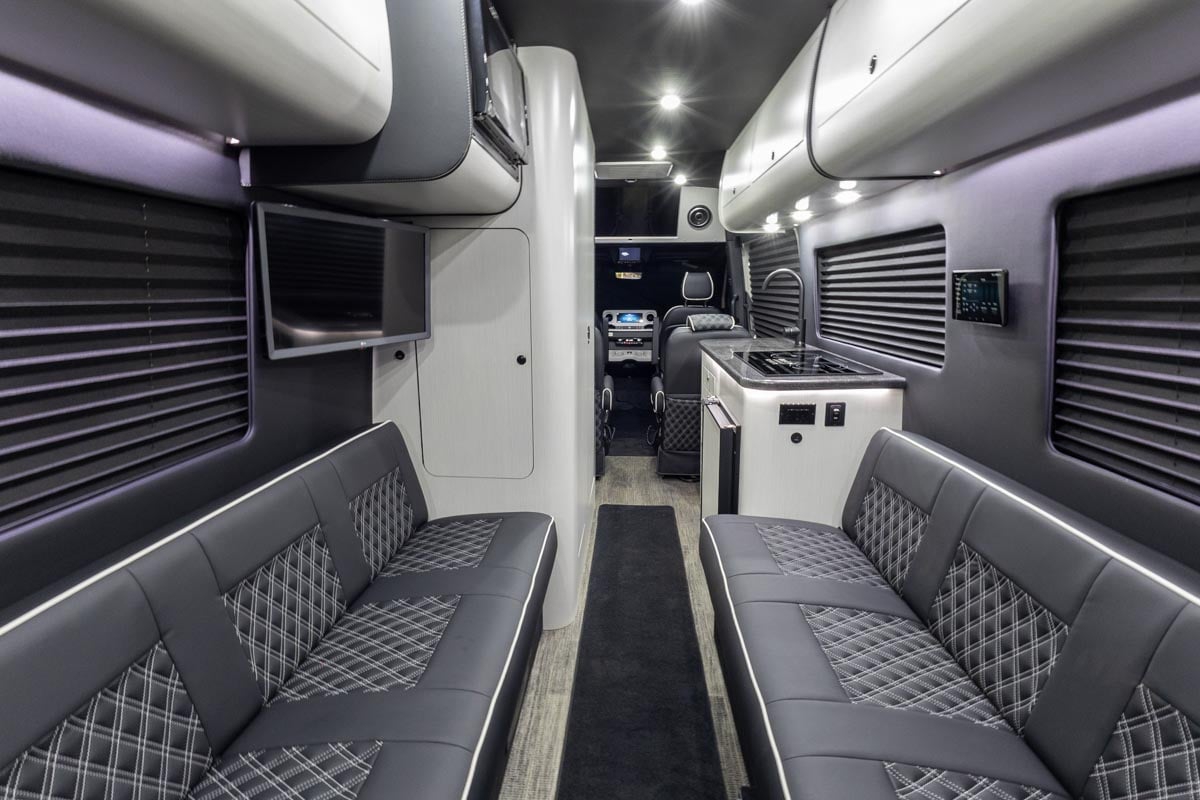 2025 OGV LUXURY COACH gallery image-25