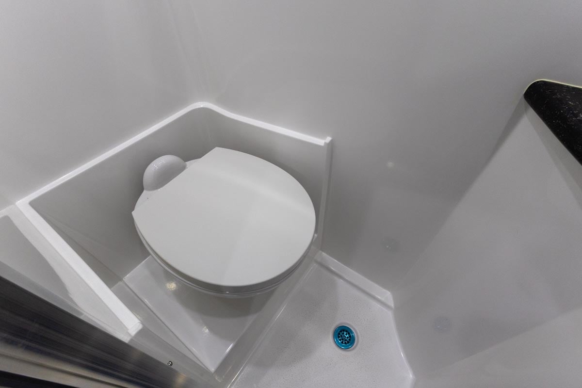 2025 OGV LUXURY COACH gallery image-29