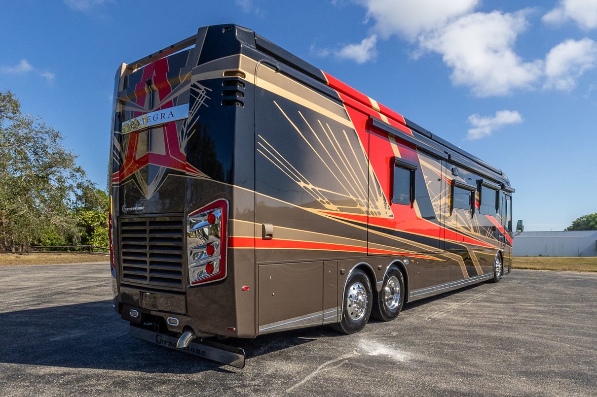 2022 Entegra Cornerstone 45B gallery image-5