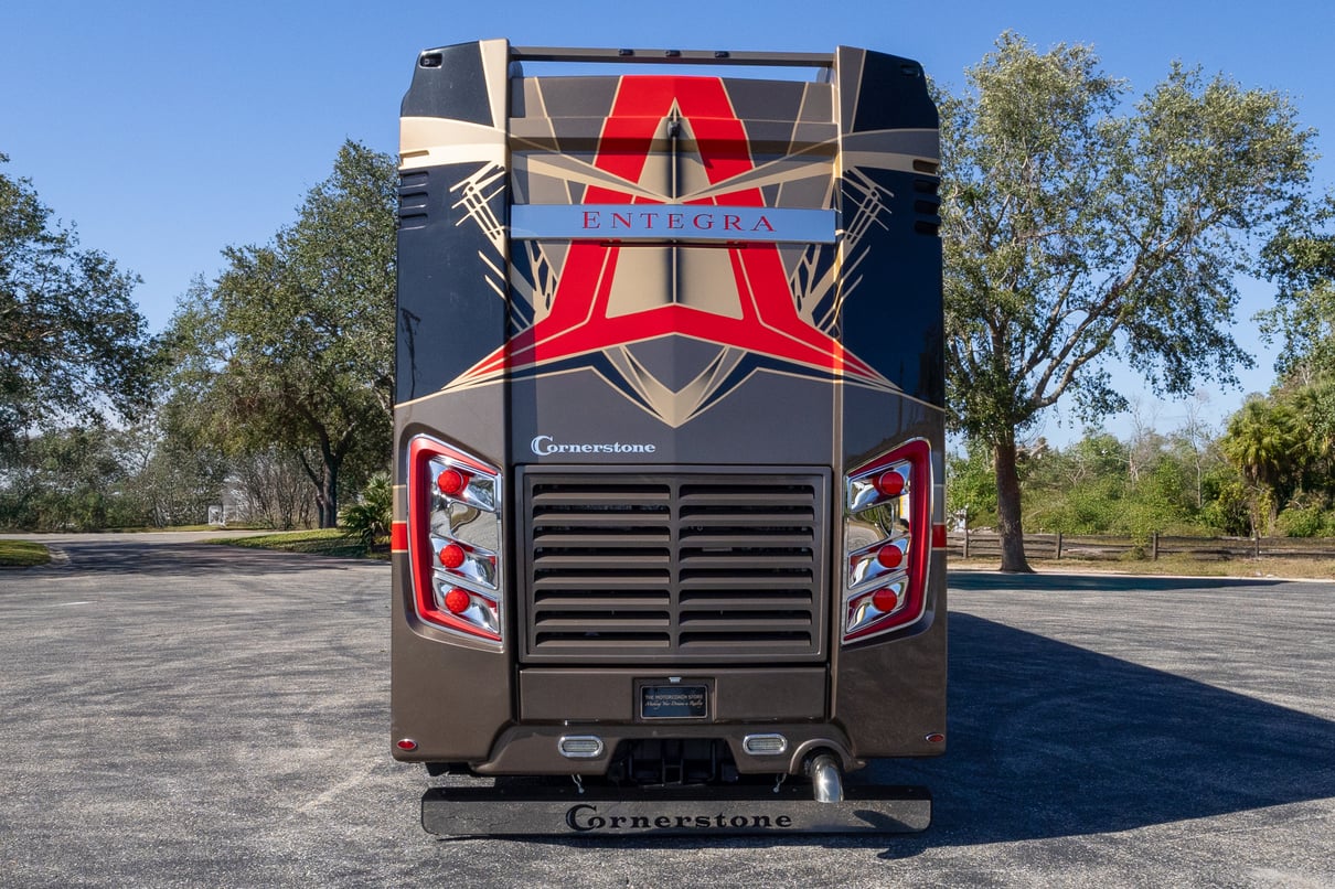 2022 Entegra Cornerstone 45B gallery image-6