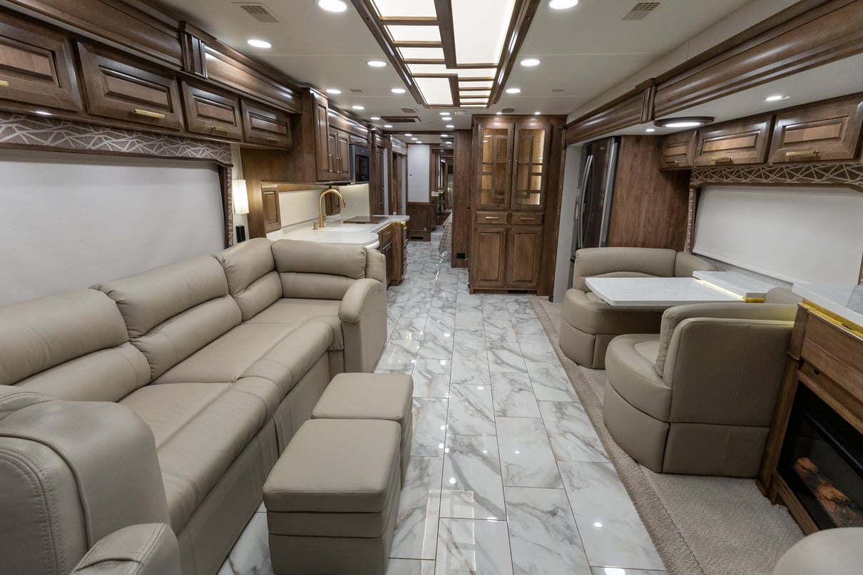 2022 Entegra Cornerstone 45B gallery image-14