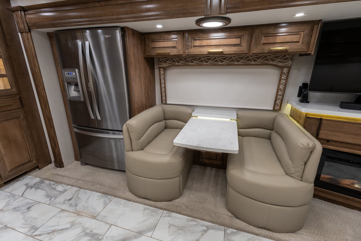 2022 Entegra Cornerstone 45B gallery image-16