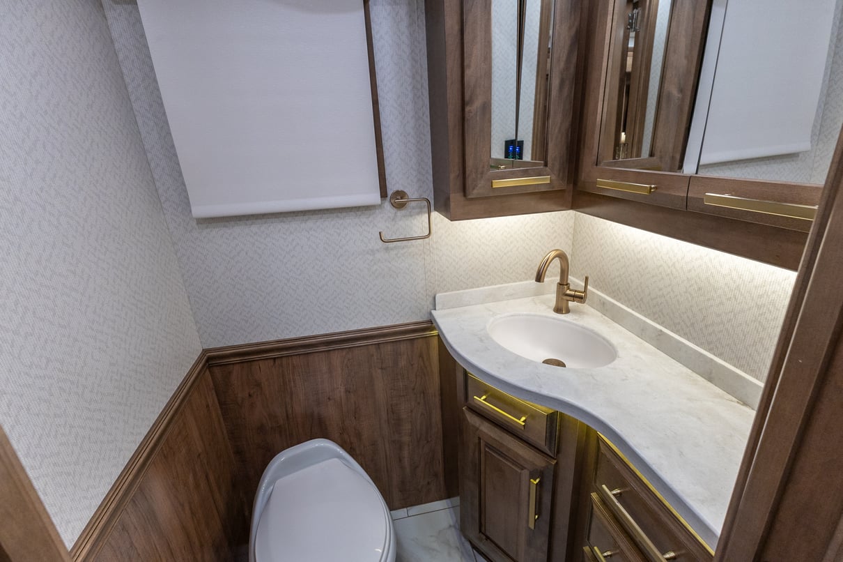 2022 Entegra Cornerstone 45B gallery image-22