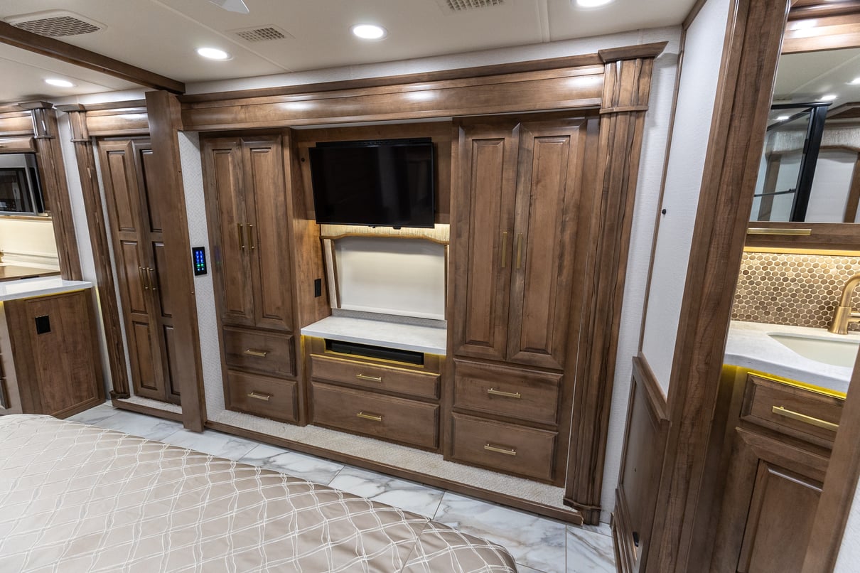 2022 Entegra Cornerstone 45B gallery image-27