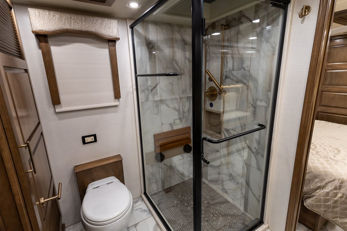 2022 Entegra Cornerstone 45B gallery image-30