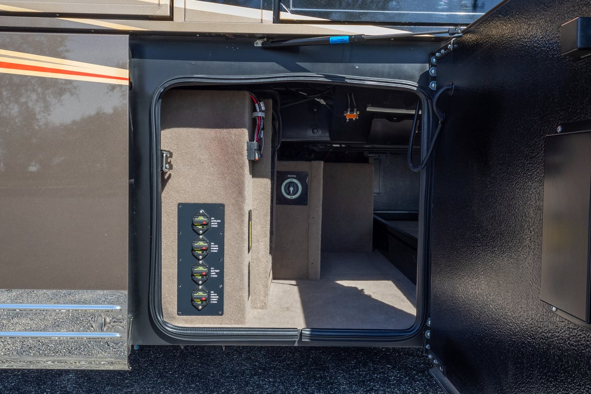 2022 Entegra Cornerstone 45B gallery image-39