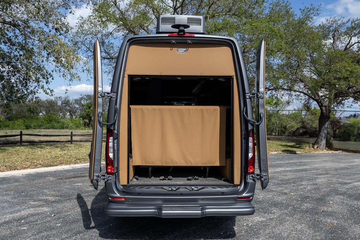 New 2025 OGV Luxury Coach V-RV 5RLA AWD gallery image-26