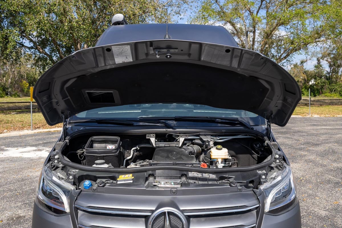 New 2025 OGV Luxury Coach V-RV 5RLA AWD gallery image-28