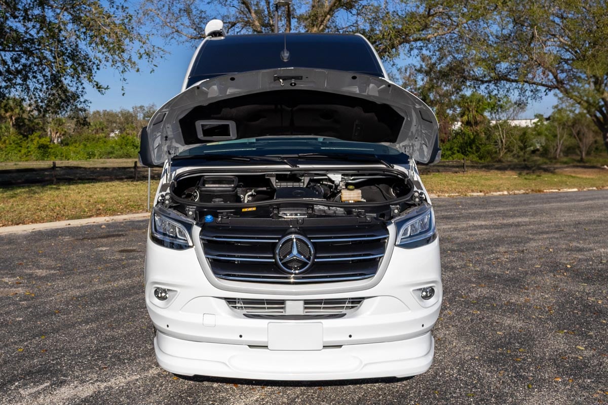 2025 OGV Luxury Coach V-RV 2TB gallery image-27