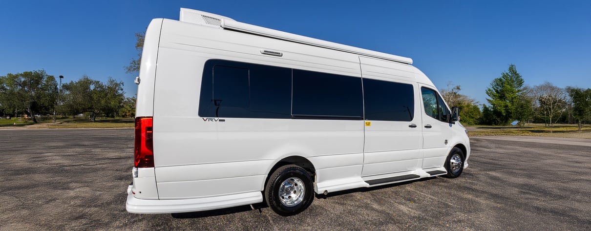 2025 OGV Luxury Coach V-RV 2TB gallery image-1