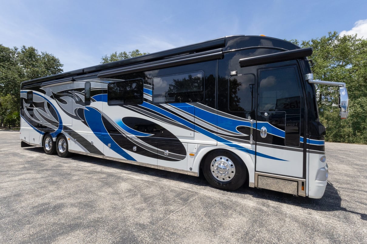 2009 AMERICAN COACH HERITAGE 45BT gallery image-2