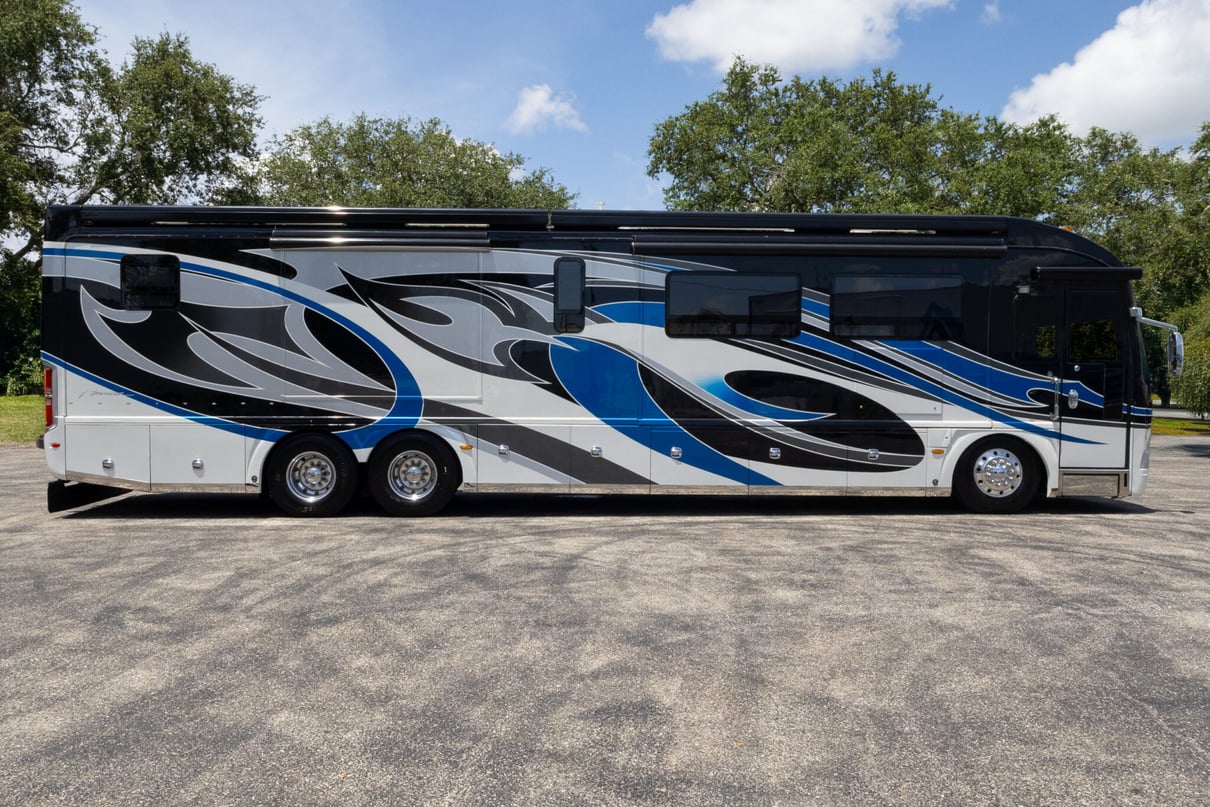 2009 AMERICAN COACH HERITAGE 45BT gallery image-3