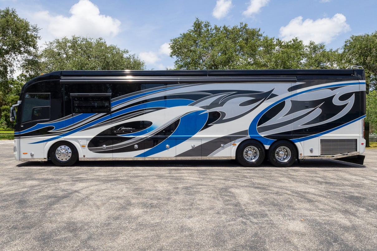 2009 AMERICAN COACH HERITAGE 45BT gallery image-9