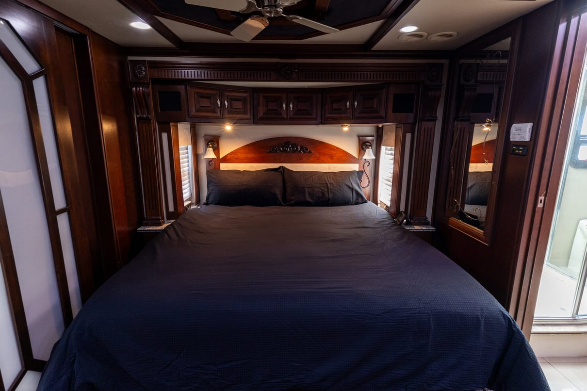 2009 AMERICAN COACH HERITAGE 45BT gallery image-25