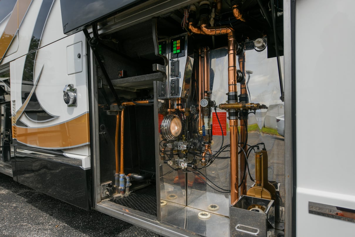 2003 PREVOST LIBERTY H3 45 gallery image-36