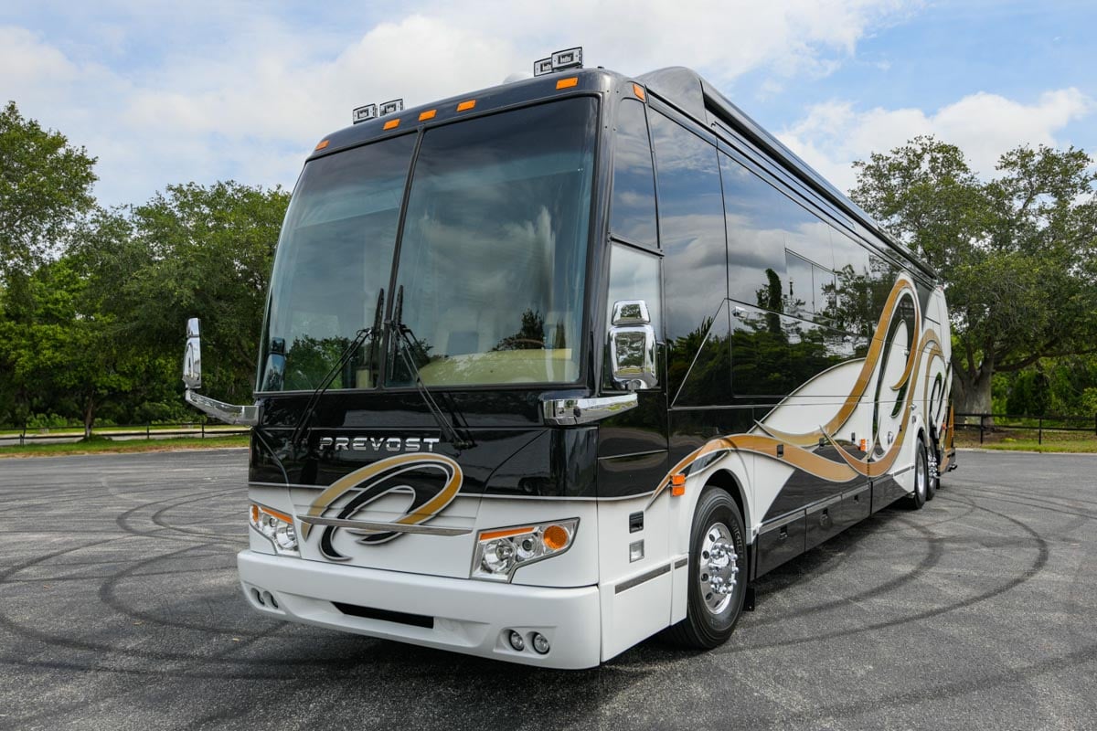 2003 PREVOST LIBERTY H3 45 gallery image-11