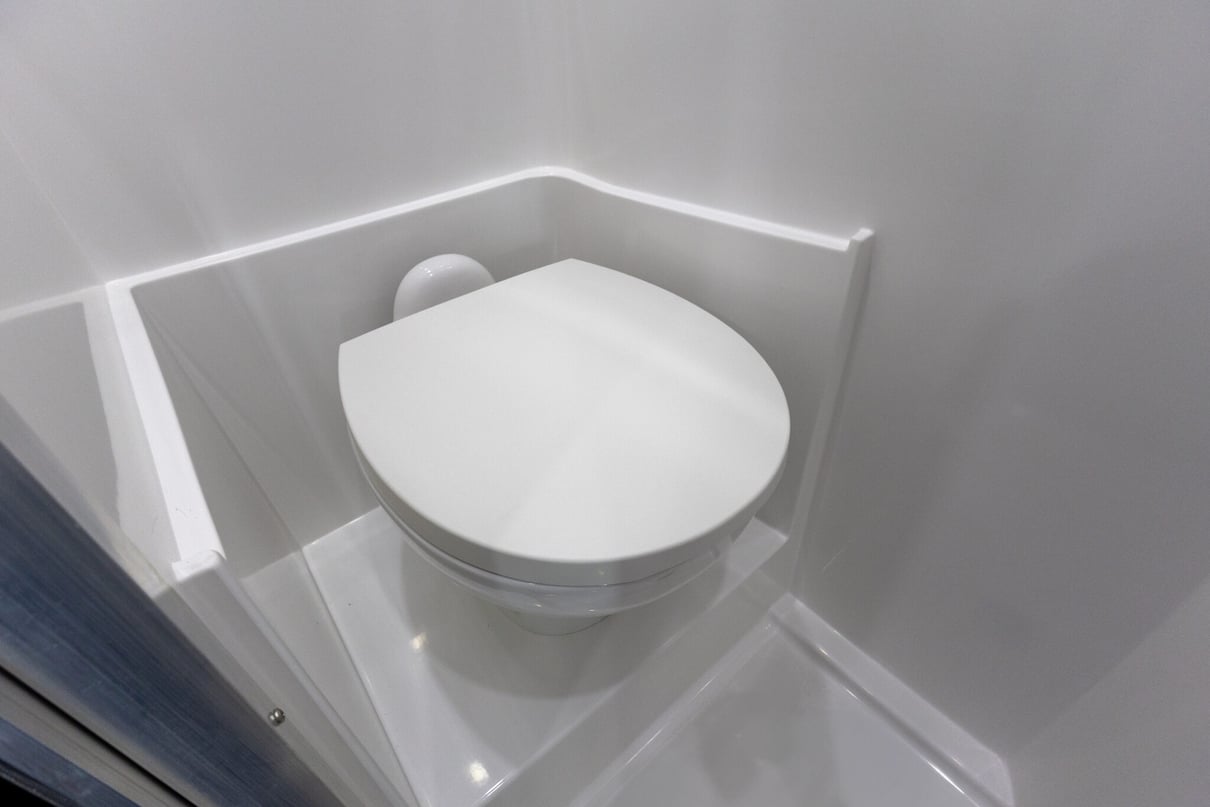 2025 OGV LUXURY COACH V-RV AWD 5-Passenger gallery image-26