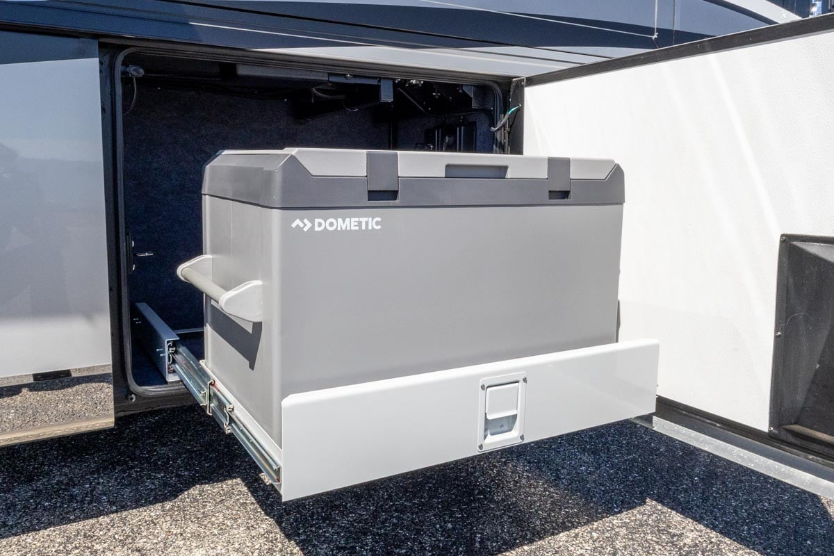 2019 NEWMAR MOUNTAIN AIRE 4550 gallery image-38