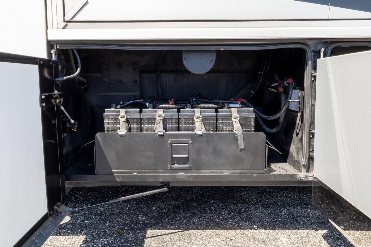 2019 NEWMAR MOUNTAIN AIRE 4550 gallery image-41