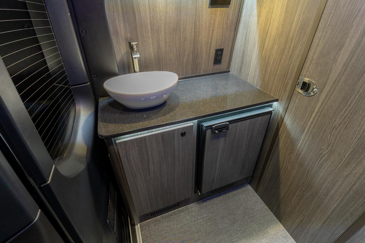 2025 Grech Lusso Mercedes Sprinter Van gallery image-24