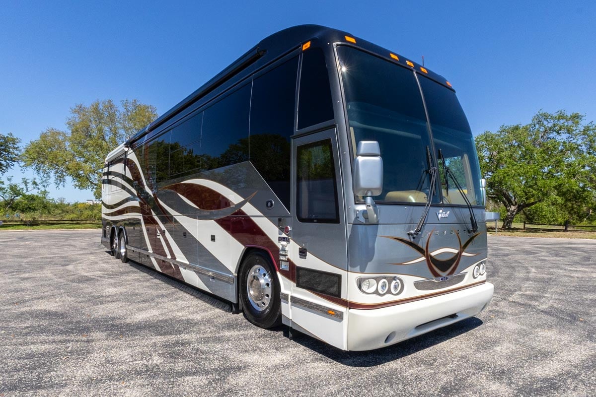2008 PREVOST FEATHERLITE H3-45 gallery image-1