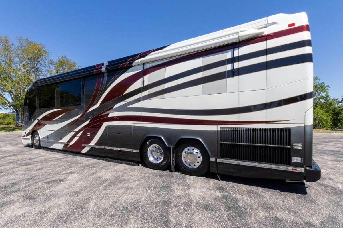 2008 PREVOST FEATHERLITE H3-45 gallery image-8