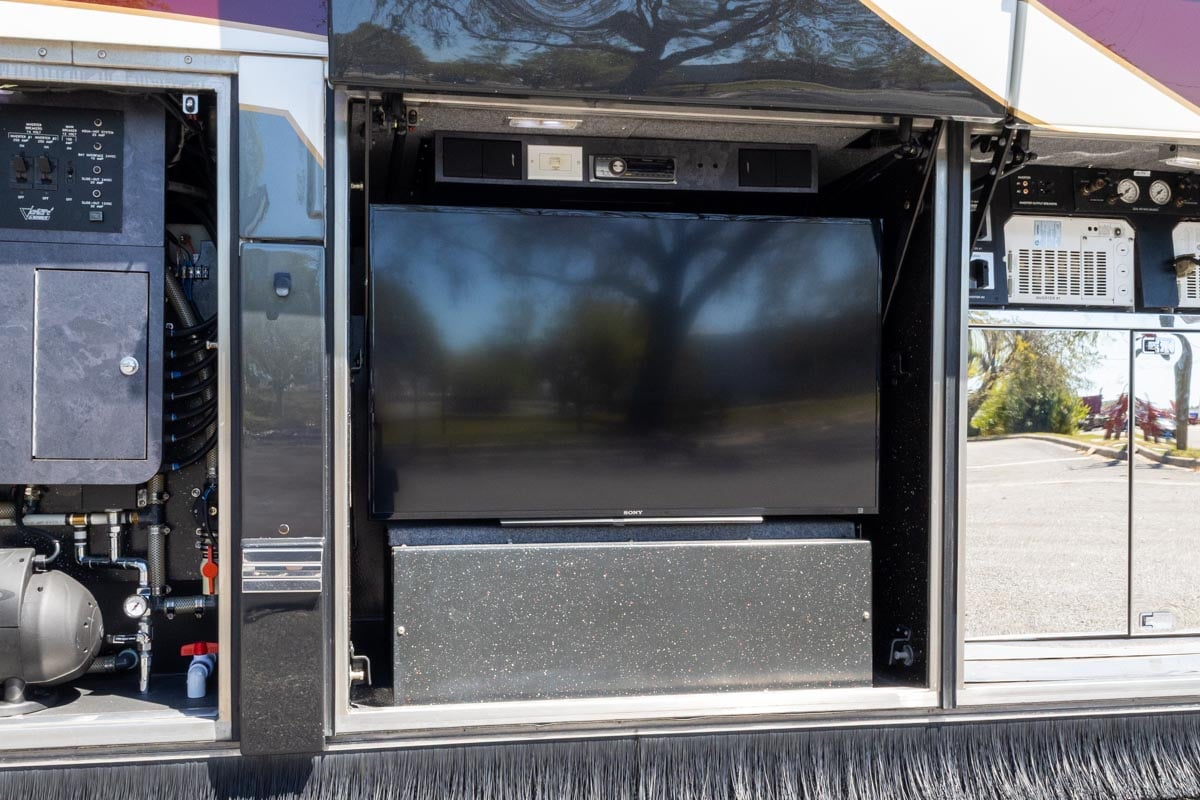 2008 PREVOST FEATHERLITE H3-45 gallery image-35